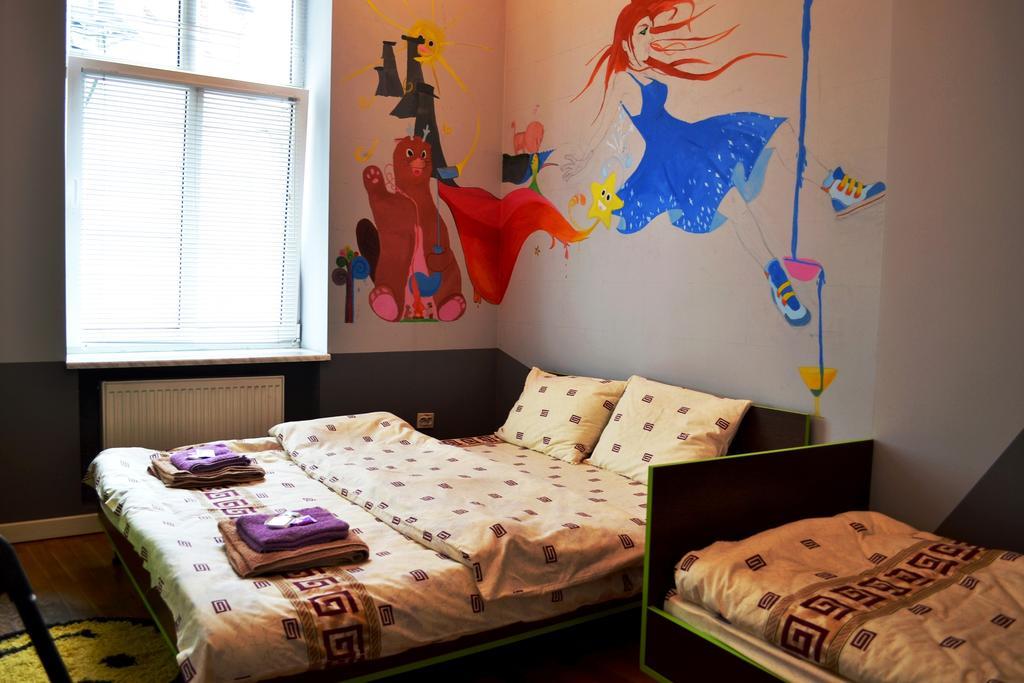 Wanted Hostel Lviv Eksteriør billede